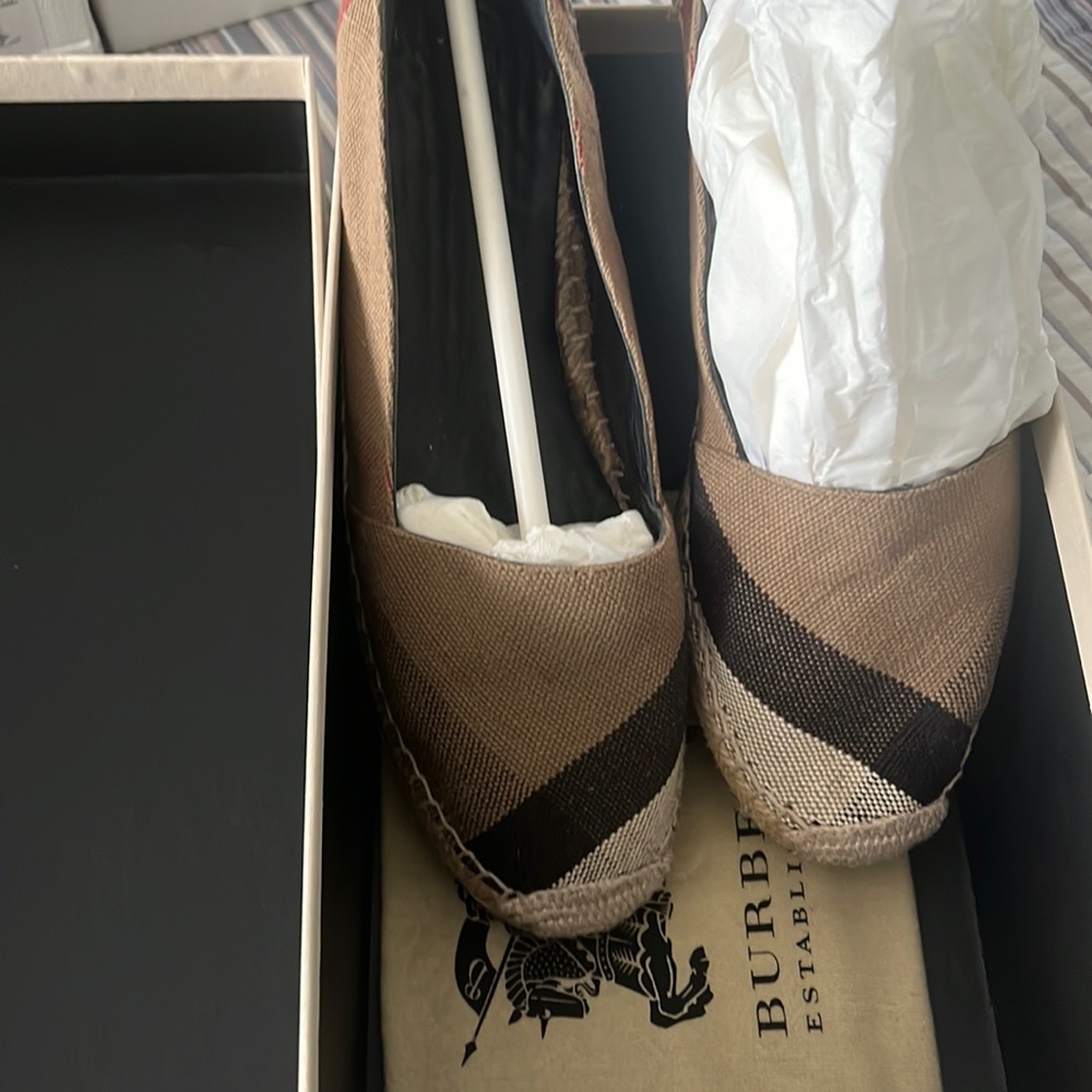 Like new worn once Burberry espadrilles